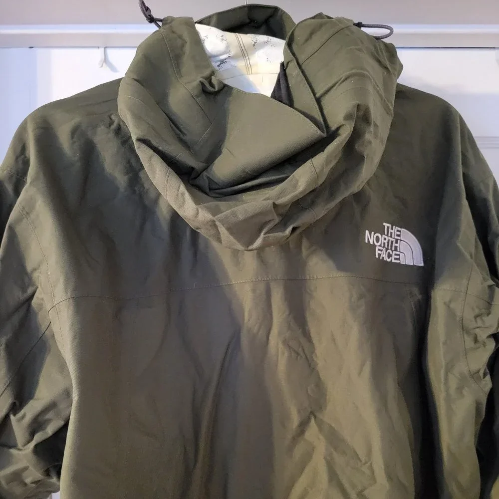 The North Face Summit Series Shell Water Jacket Olive Green Sample Size Medium - Picture 5 of 9